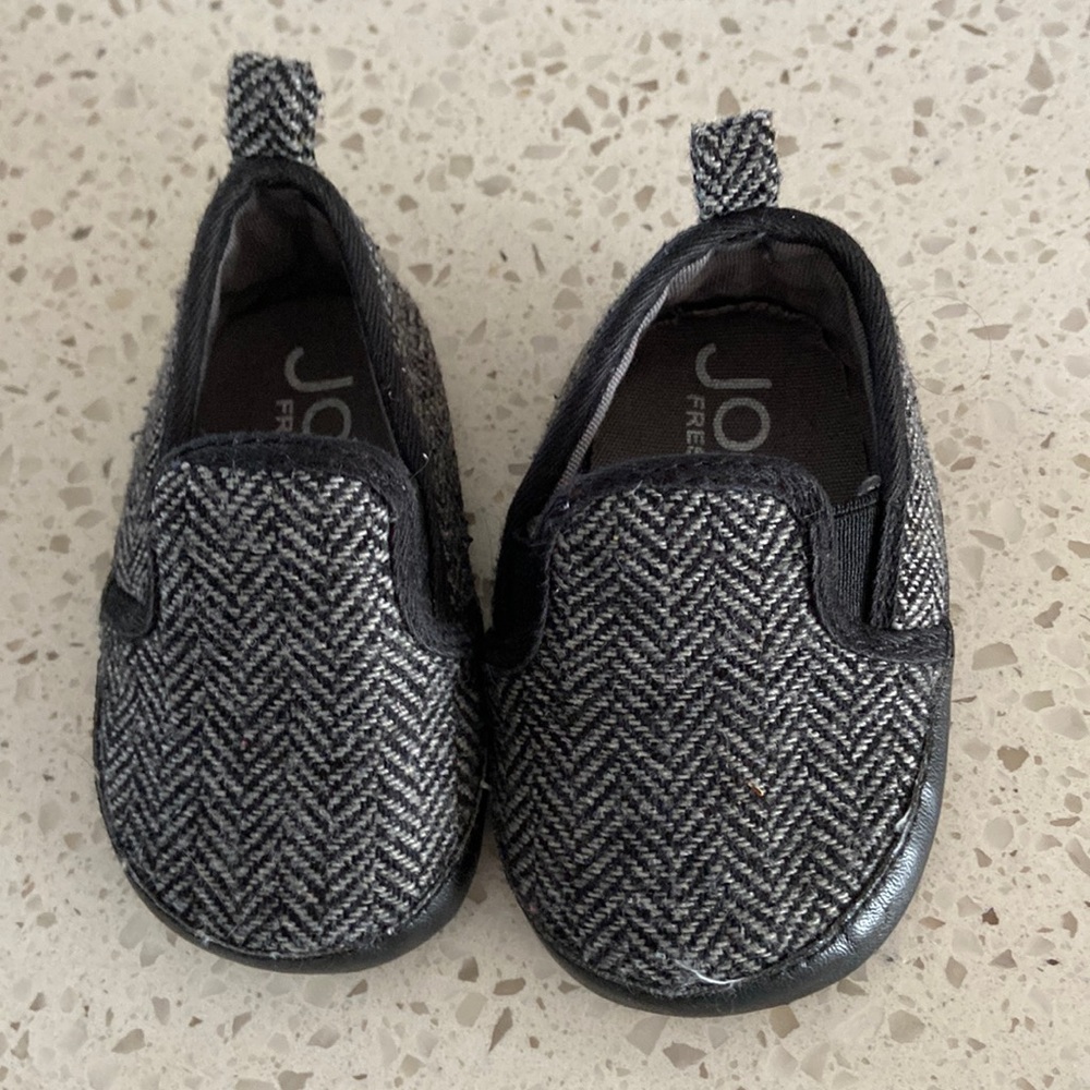 Joe Fresh Grey & Black Herringbone Crib Shoes
